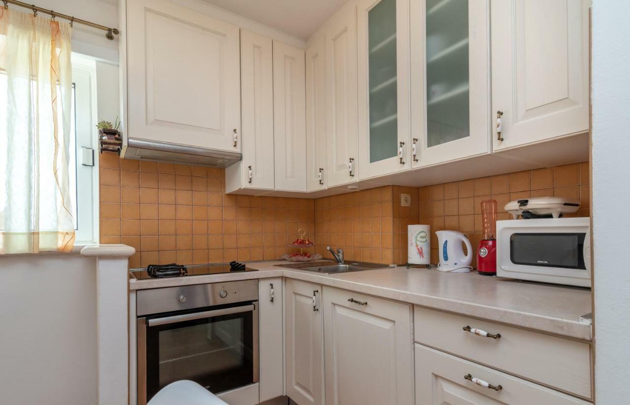 Apartment Dinka Trogir Buitenkant foto