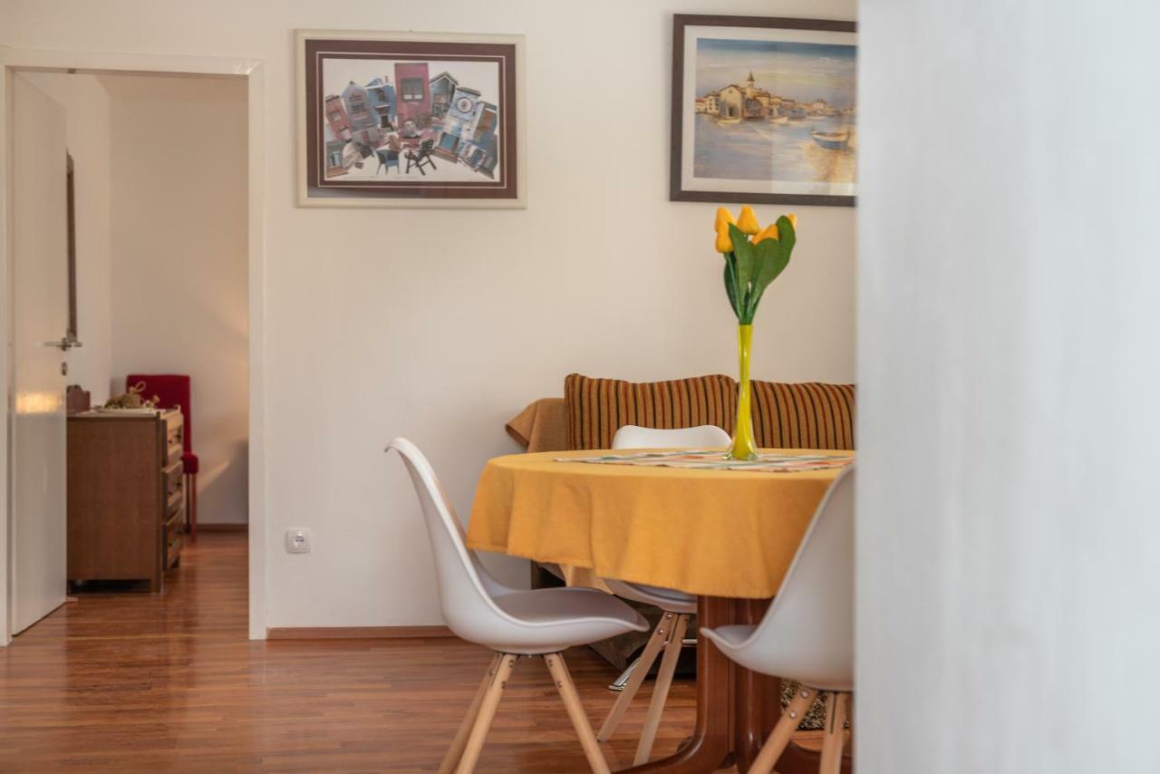 Apartment Dinka Trogir Buitenkant foto