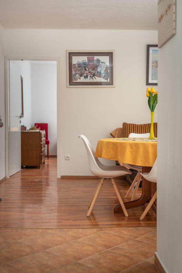 Apartment Dinka Trogir Buitenkant foto